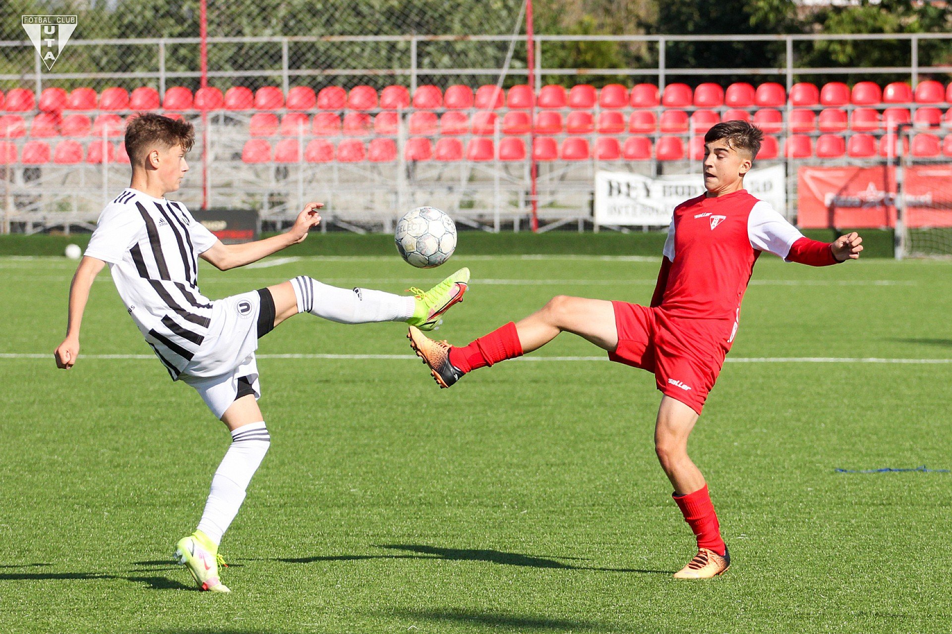 Imagine UTA U16 a remizat cu U Cluj în Liga Elitelor